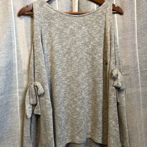 KLd Cold Shoulder Long Sleeved Knit